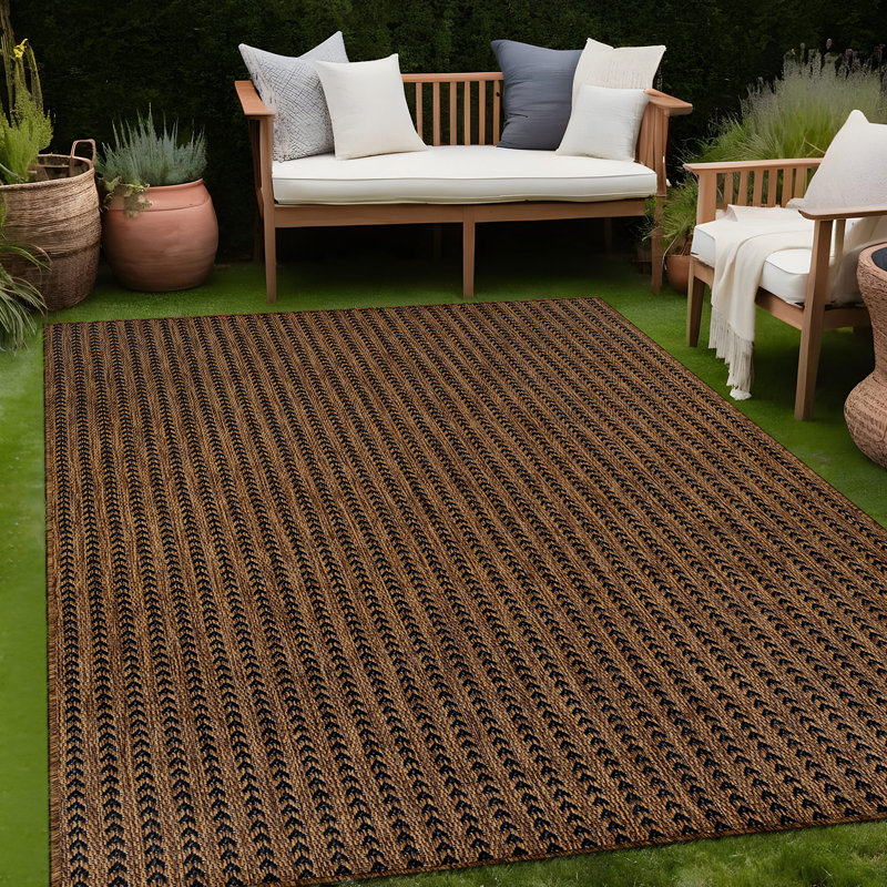 Tapis intérieur à chevrons, Gold, Rectangle 8' x 10'