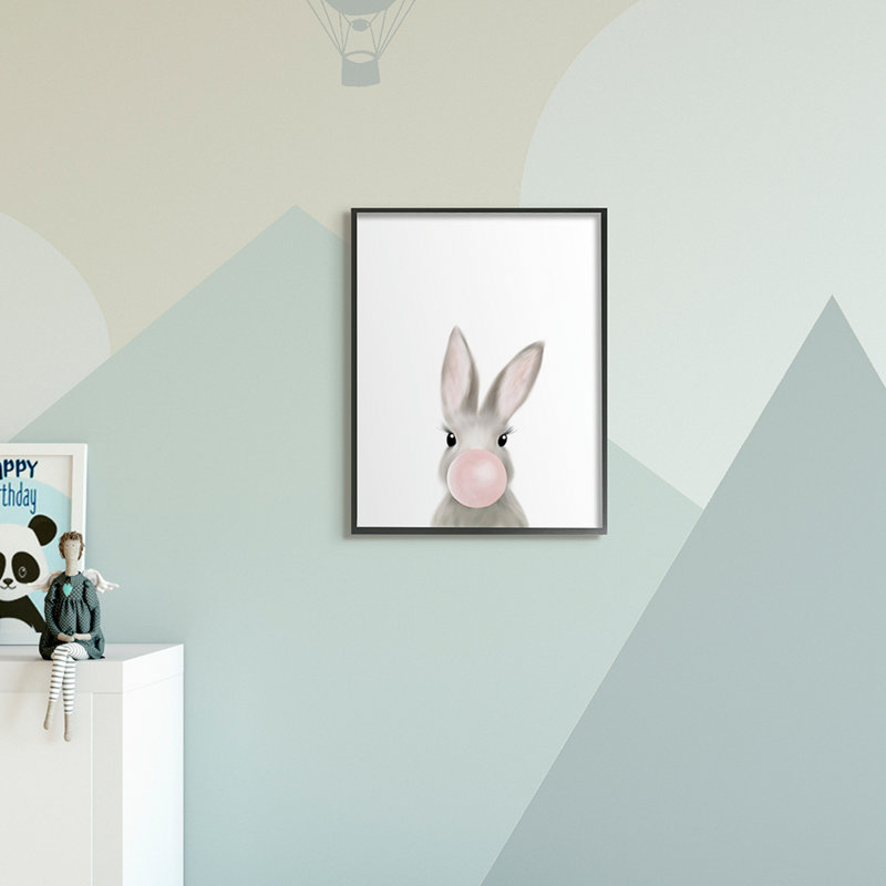 Lapin avec gomme à bulles rose, animal de la forêt, Giclée encadrée noir minuit, H 20 po x l 16 po x P 1,5 po