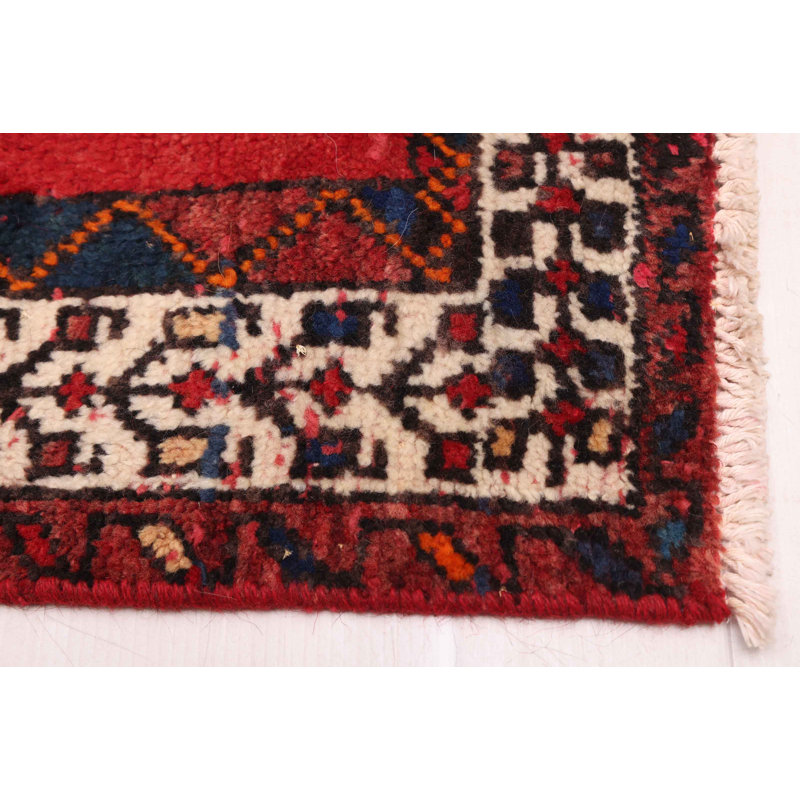 Tapis rouge Melis 4 pi 10 po x 6 pi 6 po