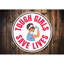 Panneau en aluminium «Tough Girls Save Lives»-58622369