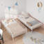 Lit simple superposé simple au-dessus d'un lit simple, métal blanc, divisable avec échelle et garde-corps pour les petites chambres