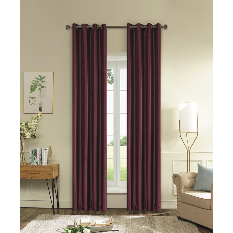 Panneau de rideau simple occultant et isolant synthétique de couleur unie Kensington, l 45 po x L 95 po, Bourgogne
