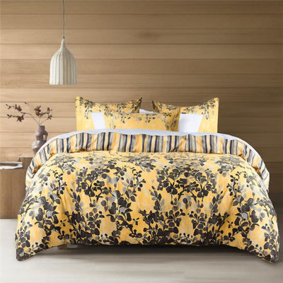 Braylene Microfiber Duvet Cover Set with Pillowcases