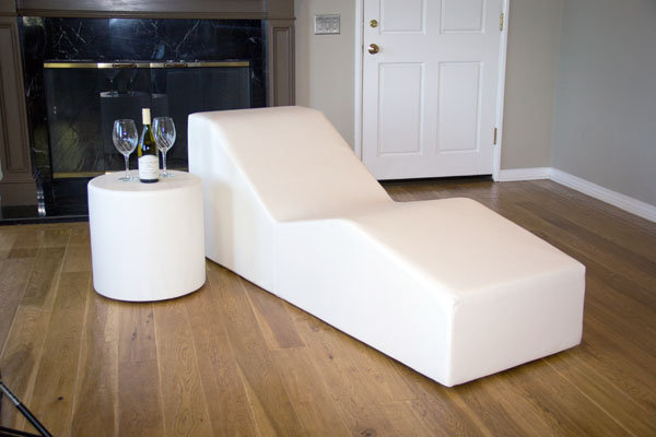 ClubNow Outdoor Chaise Lounge, Chill White