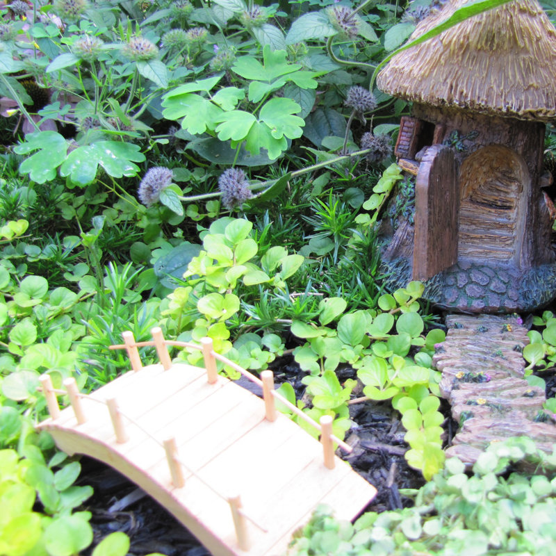 Jardin de fées miniature en pierre