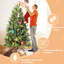 Arbre de Noël de 8 pi avec 1847 pointes, présentation complète et réaliste, branches articulées pour une installation facile, base de Noël solide en métal et décor festif, arrangement rapide, support solide