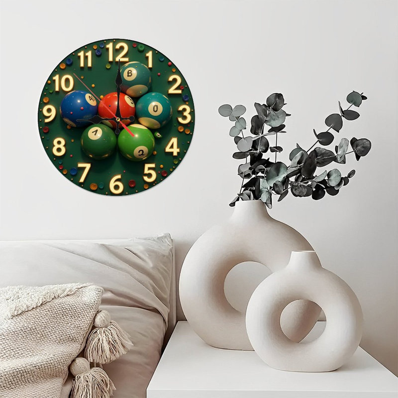 horloge avec boules de billard