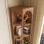 Armoire de coin en bois de noyer clair