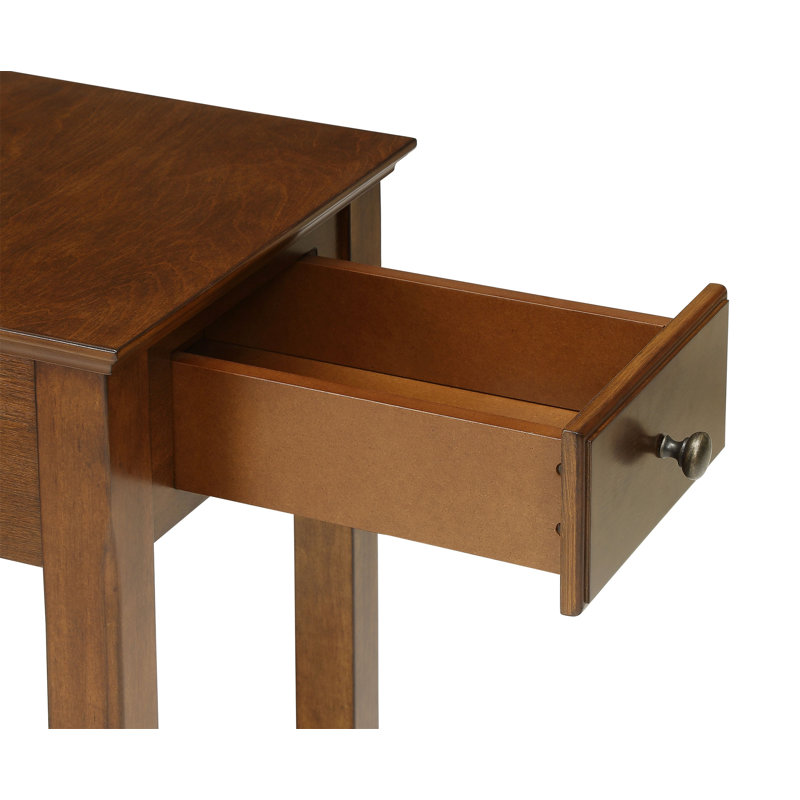 Table d'appoint Bertie, Noyer