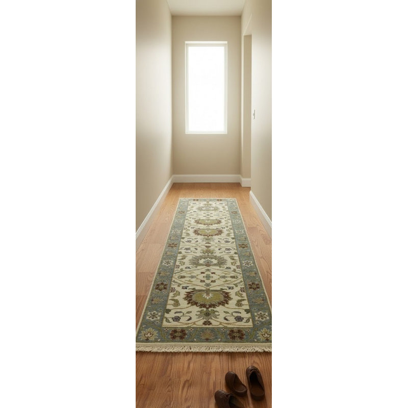 Tapis de couloir crème en laine noué à la main 2 pi 6 po x 7 pi 11 po Floral