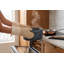 Ensemble de mitaines de four en silicone Sur La Table Kitchen Essentials, ensemble de 2 mitaines de four extra longues de 15 pouces résistantes à la chaleur, doublées en éponge avec poignée en silicone, résistant à la chaleur jusqu'à 550 ° F-132844919