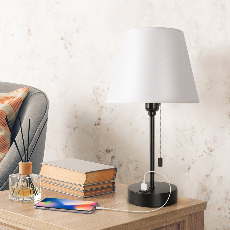 Tiberiu Metal Table Lamp, White