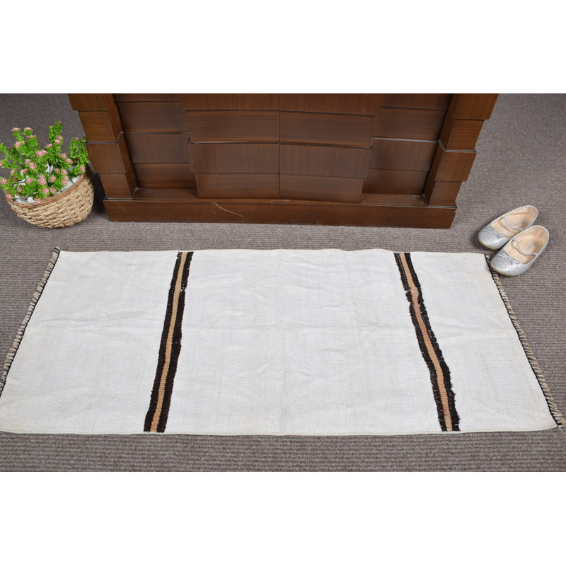 Tapis turc rétro tissé à la main: un petit tapis de chanvre beige antique pour l'entrée