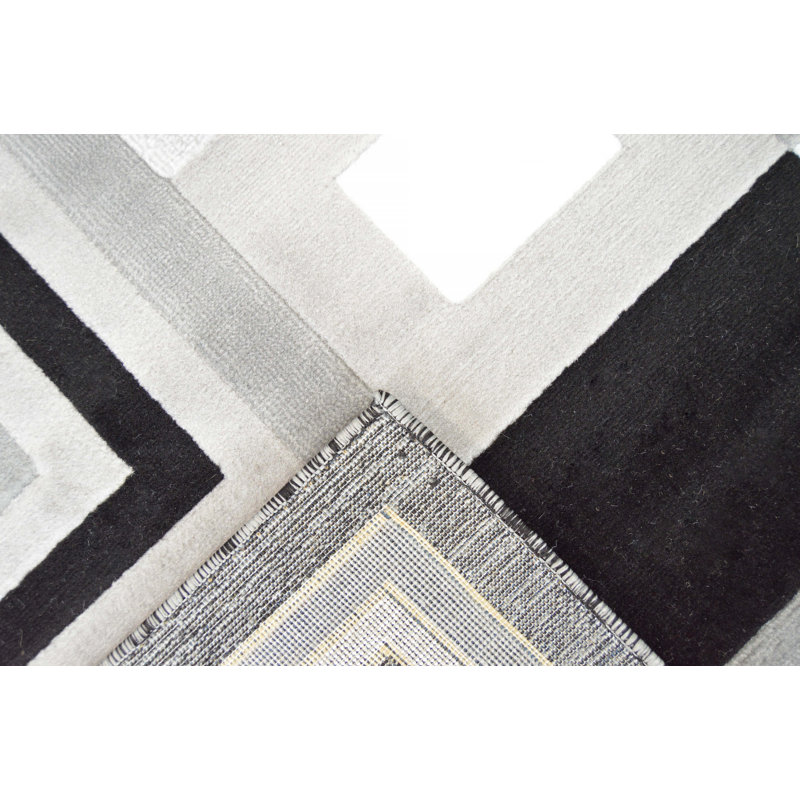 Ajla Geometric Indoor Rug, Rectangle 5' x 7'