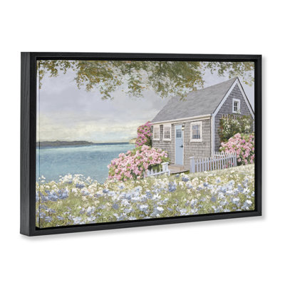  «Cottage with Rose Garden», toile flottante encadrée par Amber Sterling