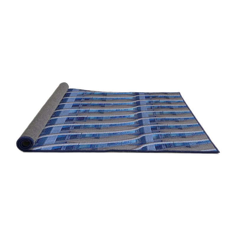 Tapis bleu, Rond 5 pi