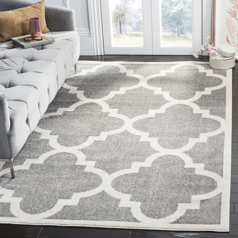 Kathy Geometric Hand Woven Indoor / Outdoor Area Rug, Rectangle 183 x 274 cm