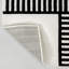 Tapis rayé noir / blanc Nordby-590087744