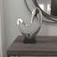 Sculpture décorative en forme de cœur en polystone avec base noire-20525833