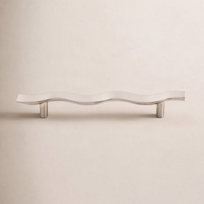 Wave 5 1/16" Center to Center Bar pull