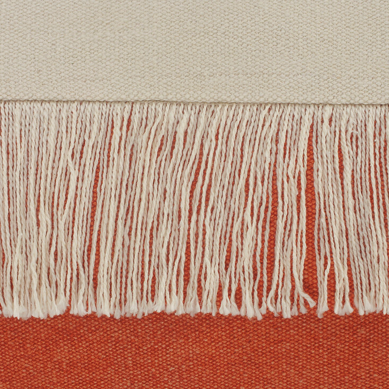 Housse de coussin décoratif contemporaine 100% coton à franges Color Block, Orange citrouille / blanc cassé, Polyester