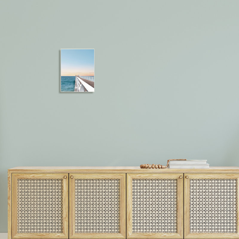 «Beautiful Boardwalk Dock Clear Sky Ocean Breeze» par Natalie Carpentieri - Peinture, H 15 po x l 10 po x P 0,5 po