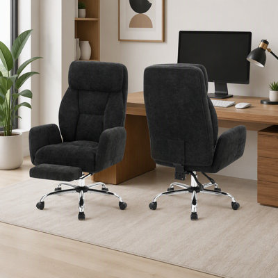 Fauteuil de bureau pivotant ergonomique à hauteur réglable avec repose-pieds rétractable et soutien lombaire, idéal pour les espaces de travail modernes.