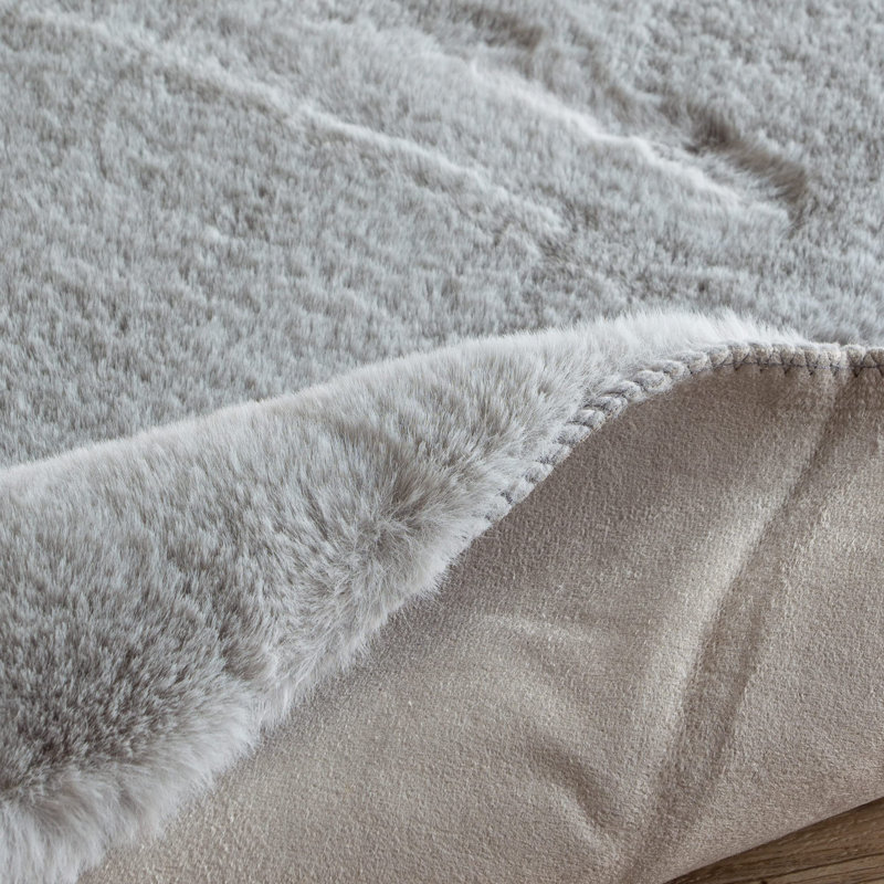 Tapis d'intérieur gris en polypropylène tissé à la machine Darel, Rectangle 5 pi x 8 pi