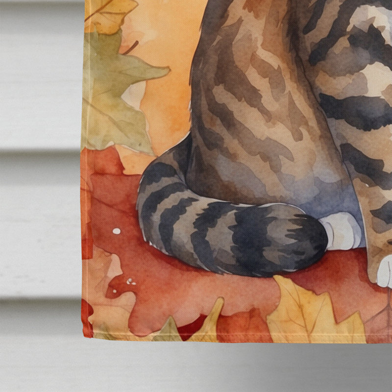 Chat en feuilles d'automne, Jaune californien pailleté