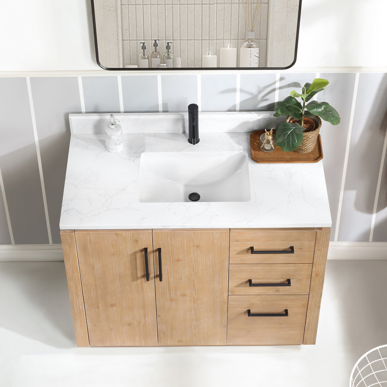 Cloverfield 42'' Single Bathroom Vanity, Fir Wood Brown, Matte Black