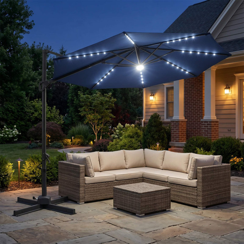 Parasol de patio en porte-à-faux décalé de 10 pi, lumières à DEL solaires économes en énergie et mécanisme de rotation à 360 °, cadre imperméable UV50 + résistant à la décoloration et cadre antirouille