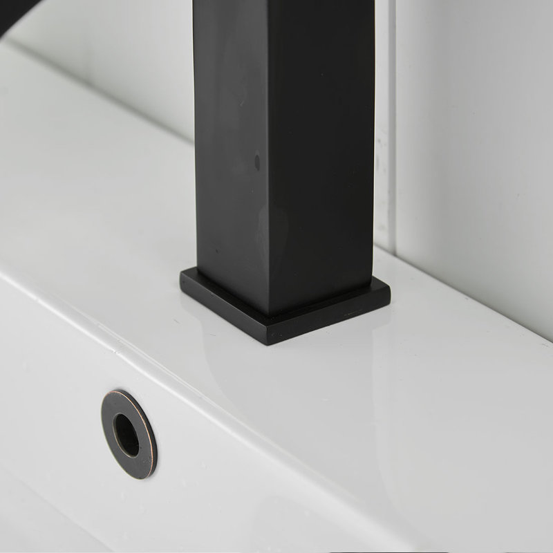 Single-Hole Single-handle Bathroom Faucet, Black