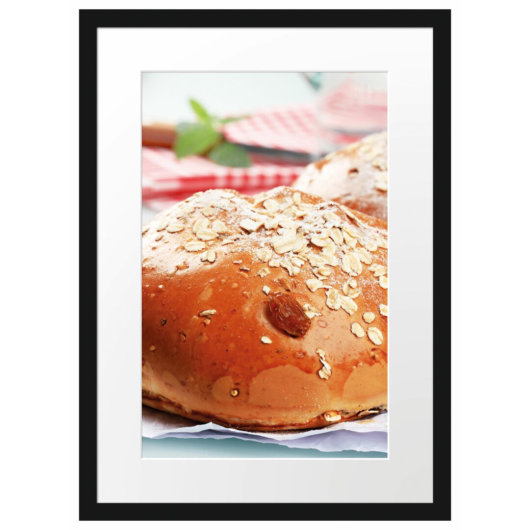 Gerahmtes Poster Süße Rosinenbrötchen