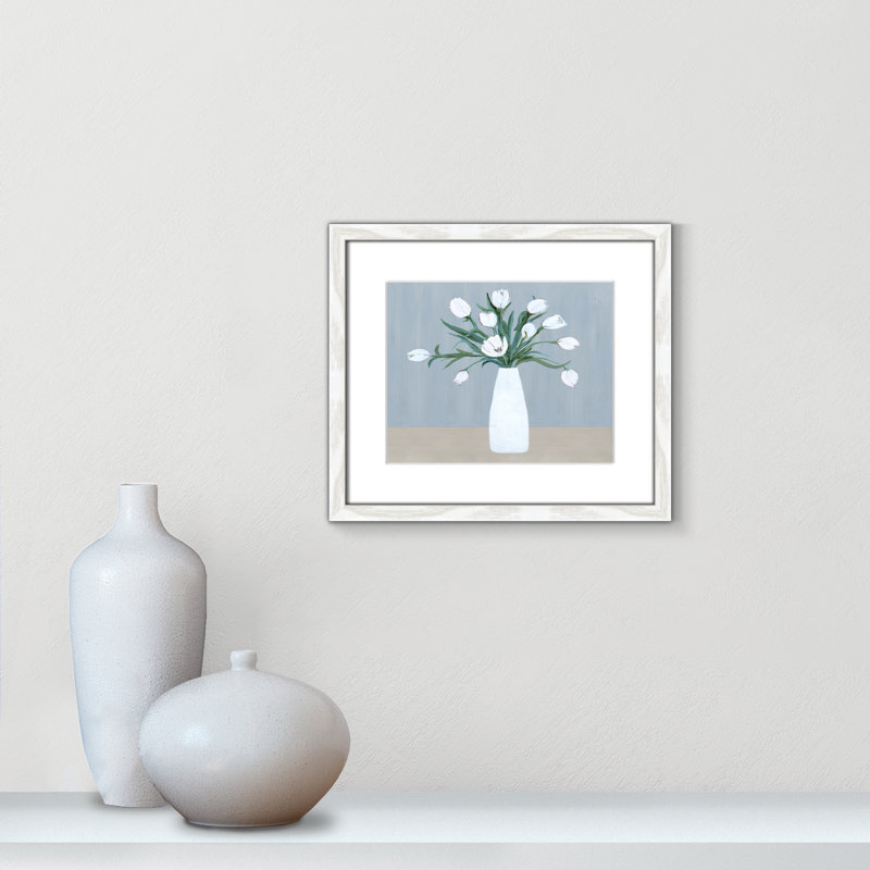 «Milk Glass Arrangement II» par - Print, H 15 po x l 13 po x P 0,75 po, Cadre blanc