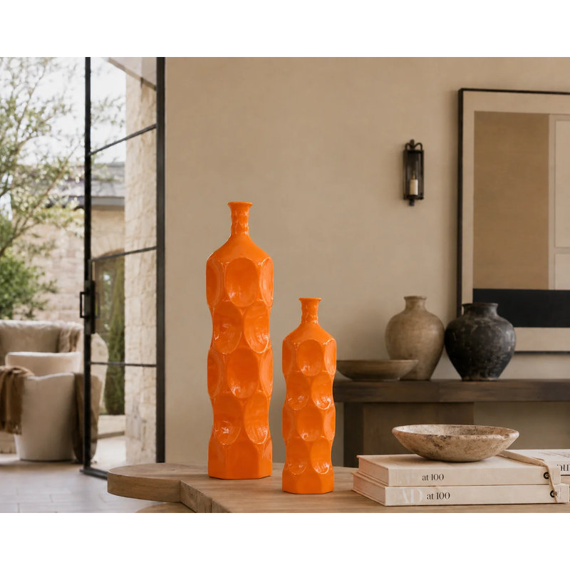 Vase de table 17,75 po Eaglin, H 14 po x l 4,75 po x p 4,75 po, Orange