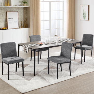 Chaise de salle à manger moderne avec pieds en métal