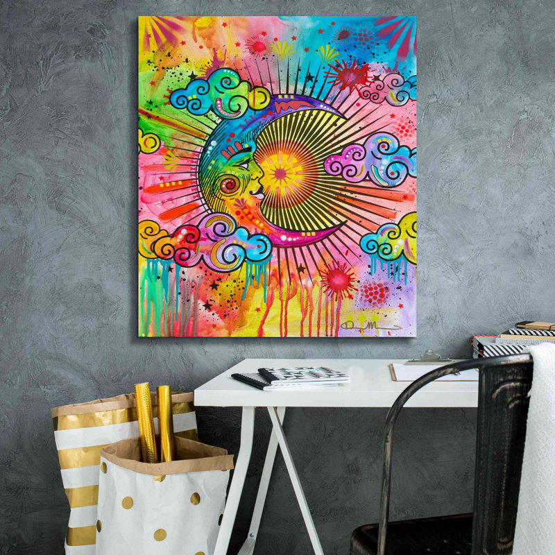 «Moon» par Dean Russo, art mural sur toile, H 30 po x l 26 po x P 1,5 po