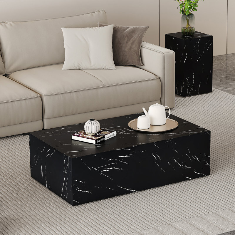 Table basse en marbre noir texturé