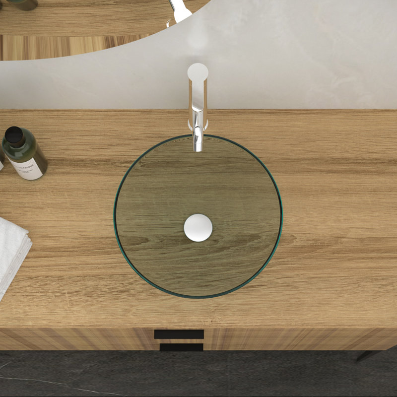 Élégant lavabo en verre transparent avec robinet chromé parfait pour les salles de bain modernes