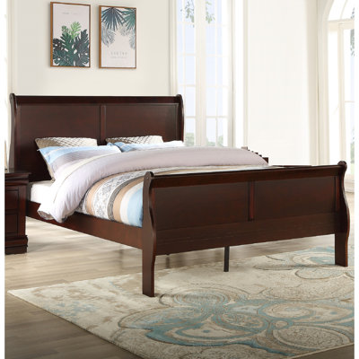 Lit en bois massif à finition cerisier pour une chambre à coucher grand format paisible - Décor