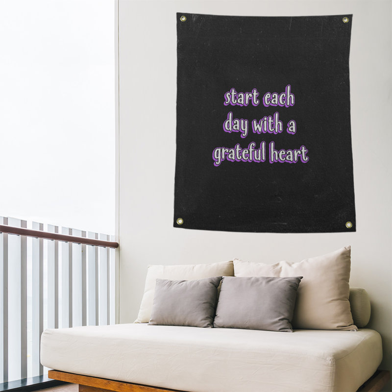 Tapisserie tableau noir en polyester de citation gratitude, H 36 po x l 26 po, Mauve
