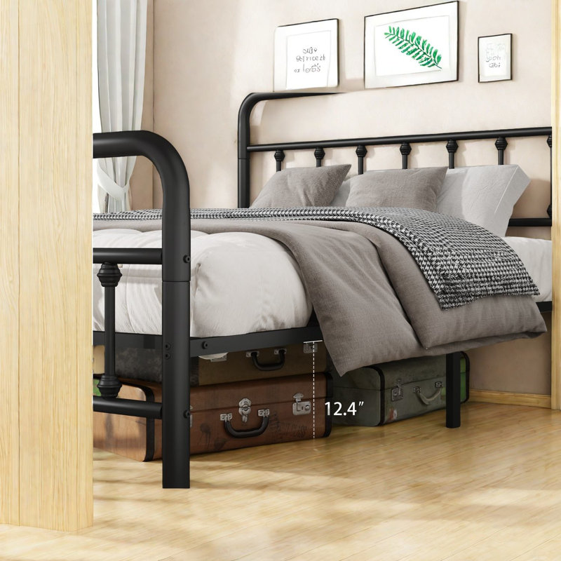 Structure de lit en métal peu encombrante avec rangement, conception moderne pour un usage domestique