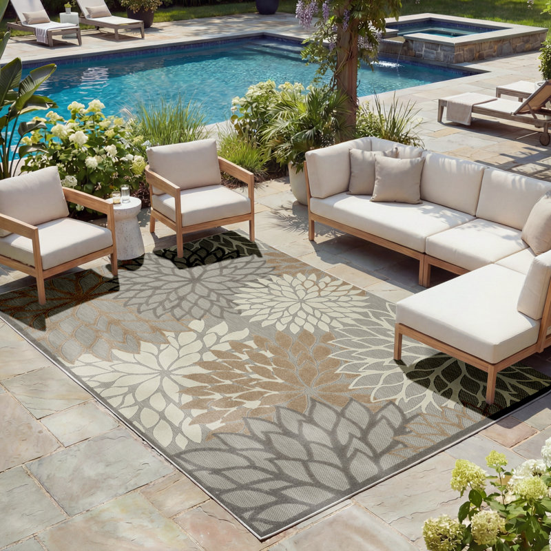Tapis floral intérieur / extérieur Gean, Rectangle 7 pi x 10 pi