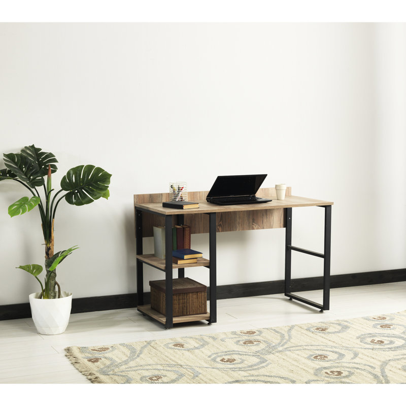 Bureau à structure en métal noir pour espace de travail de bureau à domicile, plateau en bois de 58 po, bois massif, 2 tablettes, l H 32 po x P 24 po, ordinateur 45 lb avec support et chêne