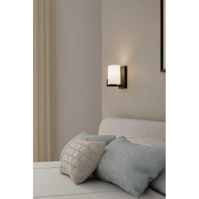 Applique murale 1 lumière pour salle de bain Mirelle 7,5 "de haut, Noir