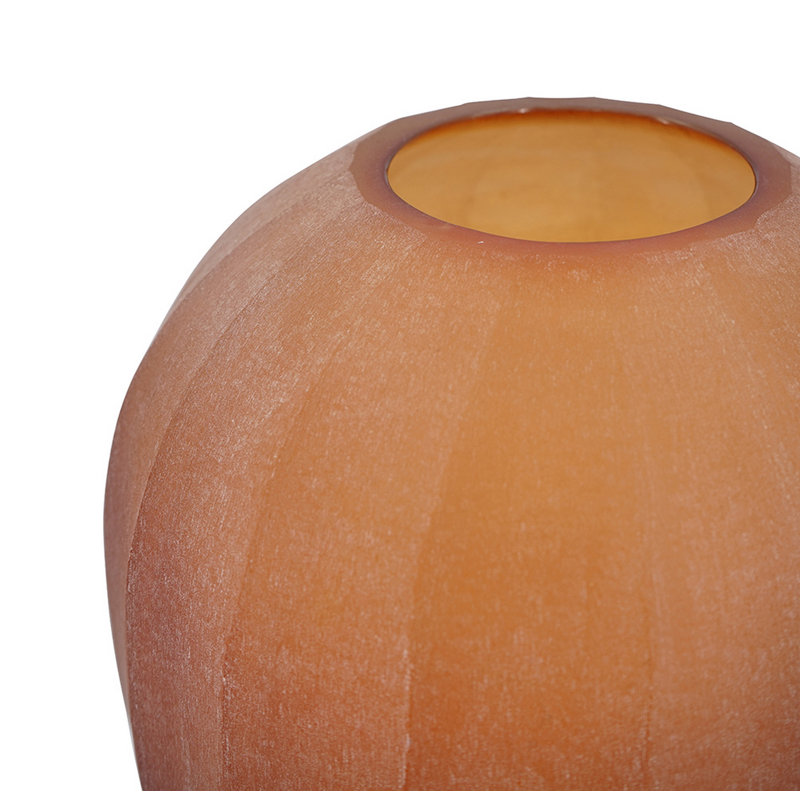 Vase en verre D6.5X10.5 ", H 13,3 po x l 8 po x P 8 po