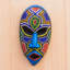Décoration murale masque en bois perlé Love