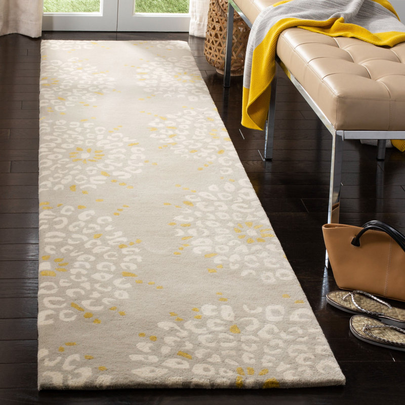 Andersen Hand Tufted Wool Floral Rug, Runner 2'3" x 9'