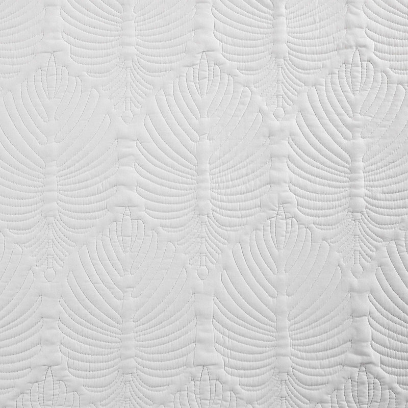 Quilt Set, Queen Quilt + 2 Standard Shams