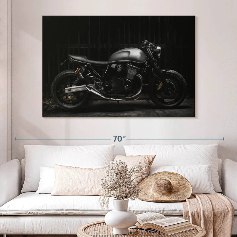 Moto noire Mehar, H 34 po x l 51 po
